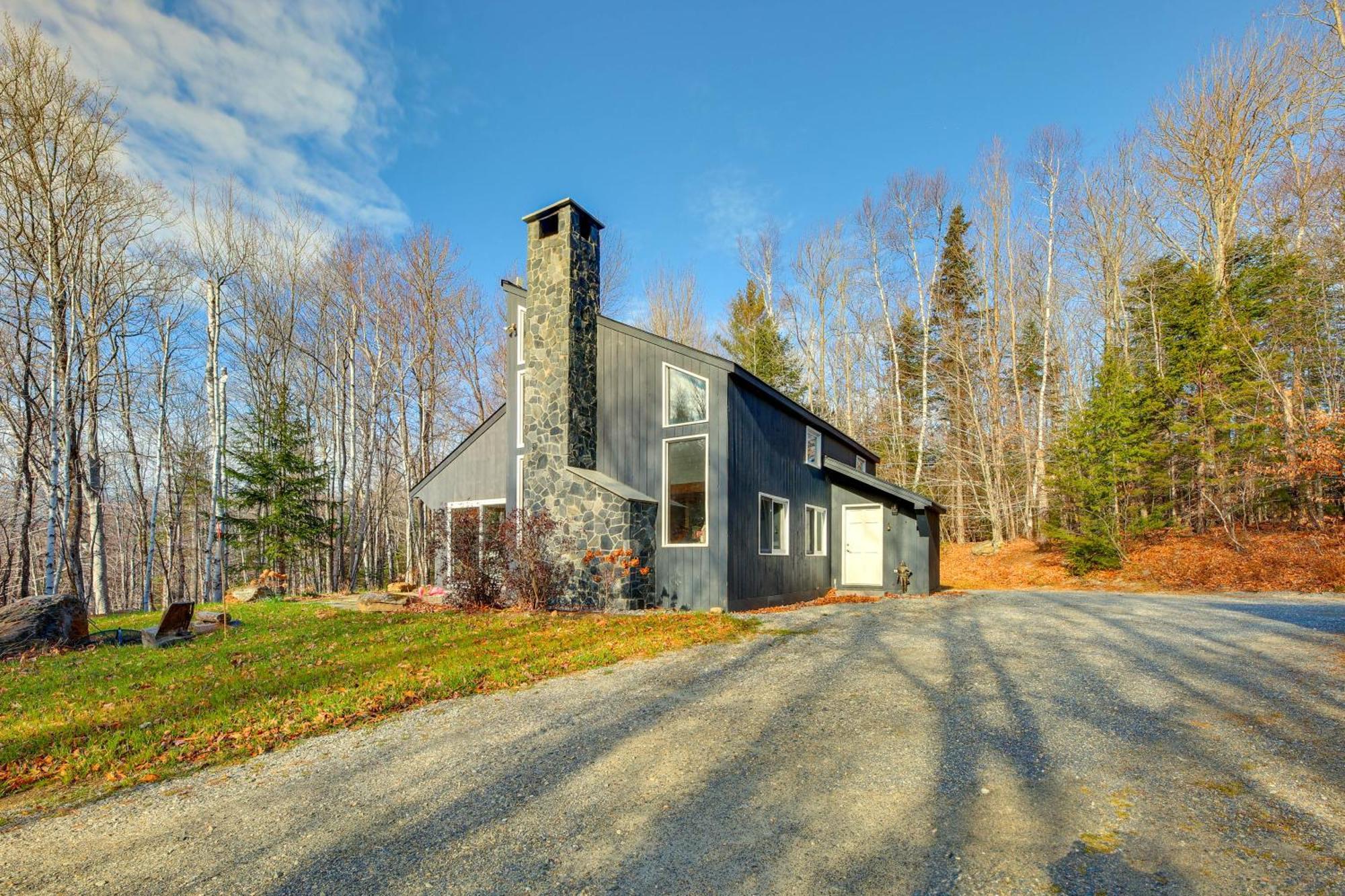 Whimsical Winhall Cottage With Private Hot Tub! Exterior photo